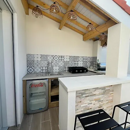 Holiday home Maison Neuve Clim & Bar D'ete Sur Jardin